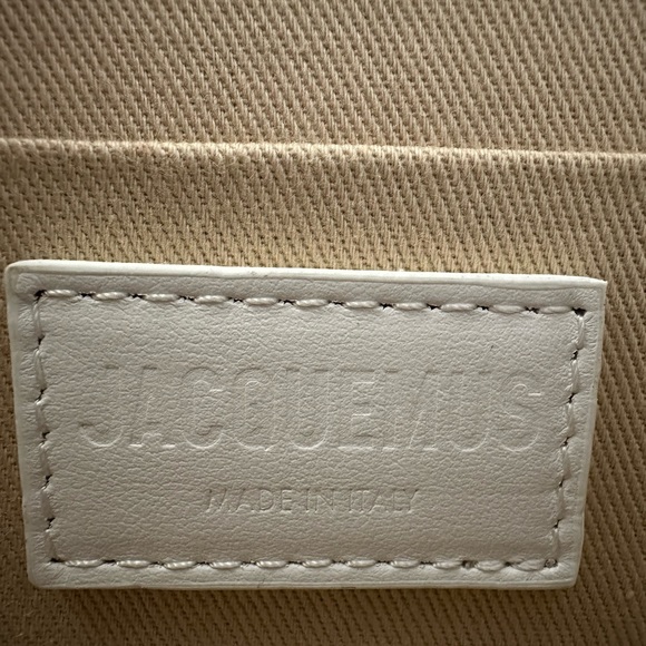SOLD: White jacquemus le chiquito moyen - Picture 8 of 8